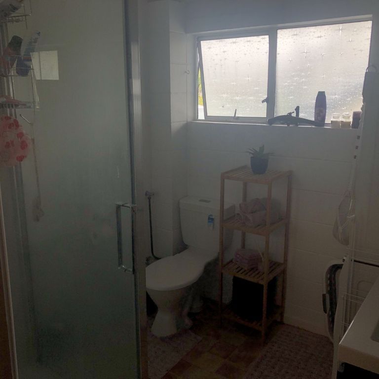 87B Clawton Street,Westown - Photo 1