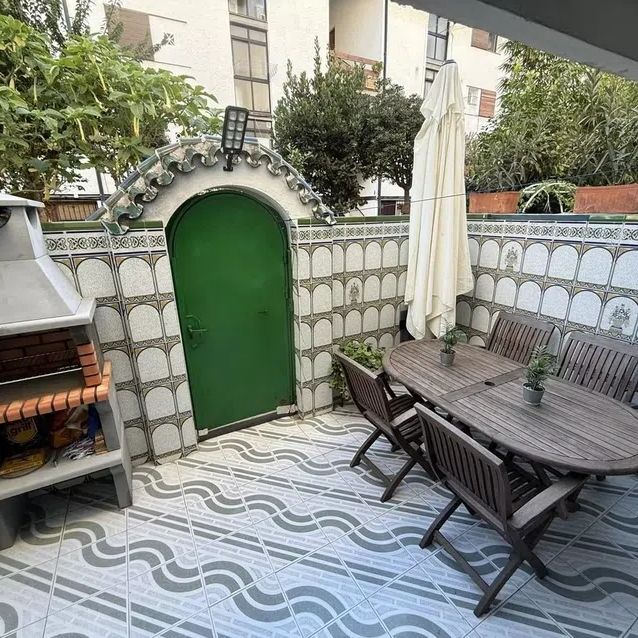 Alquiler de piso en Avenida Ramón y Cajal, 17 - Photo 1