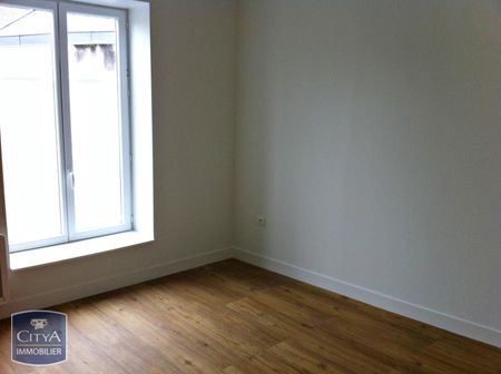 Location Appartement 5 pièces 122m² BOURGES 18000 - Photo 2