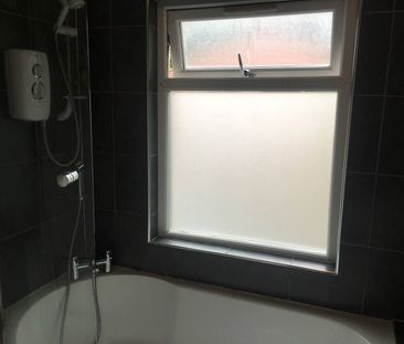 4 Bed Semi-Detached House, Mornington Crescent, M14 - Photo 4