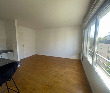 Location Appartement 1 pièce 25m² - Photo 3