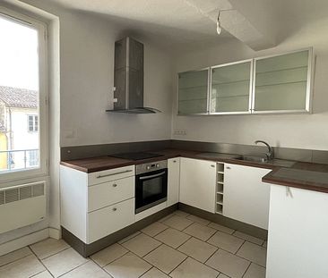 A LOUER COTIGNAC CENTRE VILLAGE APPARTEMENT 2 PIECES 43M² LUMINEUX, CUISINE EQUIPEE - Photo 6