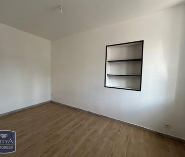 Location Appartement 3 pièces 46m² CHAMPFORGEUIL 71530 - Photo 2