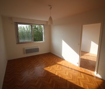 Location Appartement 2 pièces 44m² - Photo 2