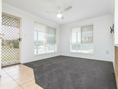 Home in Prime Location - Photo 2