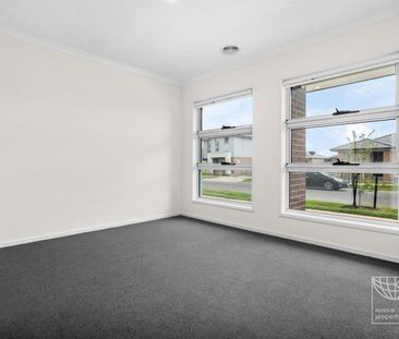 Fabulous Family Home. - Photo 2