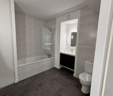 Location Appartement 2 pièces 45m² - Photo 3