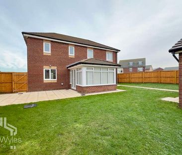 Parkinson Boulevard, Lytham St. Annes, Lancashire, FY8 - Photo 4