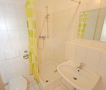 Kleines Appartement mit Aufzug, Parkett, ... - Photo 2