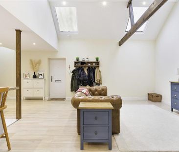 2 bedroom barn conversion to rent - Photo 4