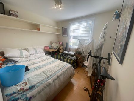 3 Bed Flat, Hartland Road, NW6 - Photo 5