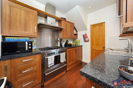 2 bedroom apartment to rent - Photo 3