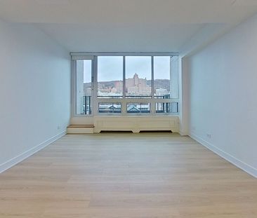 1975 de Maisonneuve - Photo 1