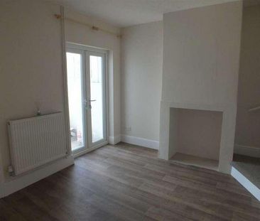 Gloucester Road, Trowbridge, BA14 - Photo 2