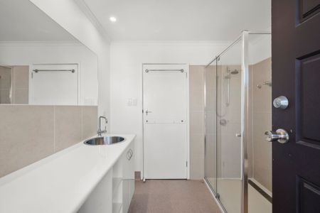 Low-Maintenance Living With A Garden Courtyard - Photo 4