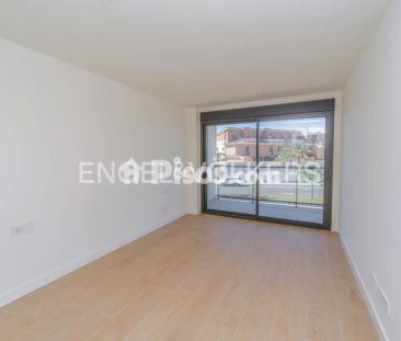 Chalet pareado en alquiler en Calle de la Ánfora, 2 - Photo 2
