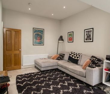 70 Ravenhill Avenue, Belfast, BT6 8LG - Photo 4