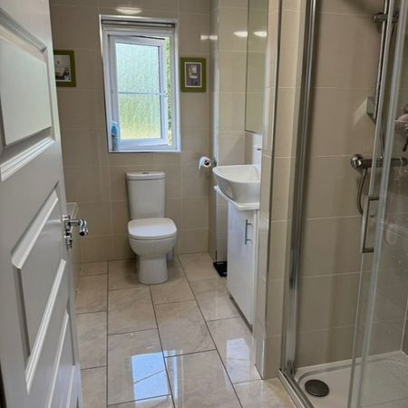 Room in a Shared House, Bonnybridge Drive, EH15 - Photo 4