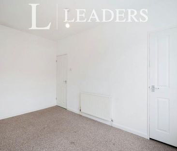 2 bedroom house to rent Tokar Street, Portsmouth, Southsea, Hampshi... - Photo 2