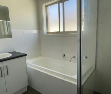 Comfortable Living in a Convenient Location - Photo 5
