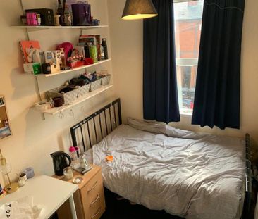 5 bedroom house to rent - Photo 2