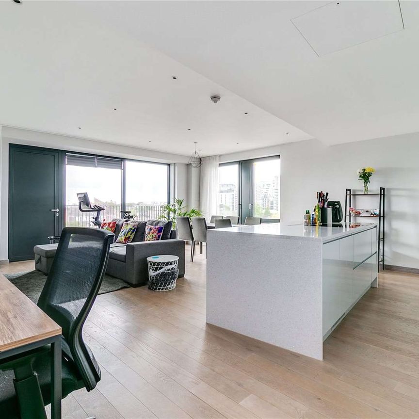 A wonderful two bedroom apartment located in the sought after Ram Quarter - Photo 1