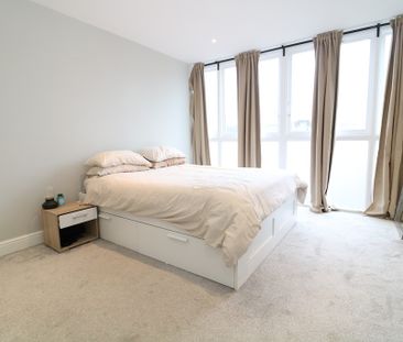 St Martins Walk, Dorking - 1 bedroomProperty for lettings - Seymours - Photo 3