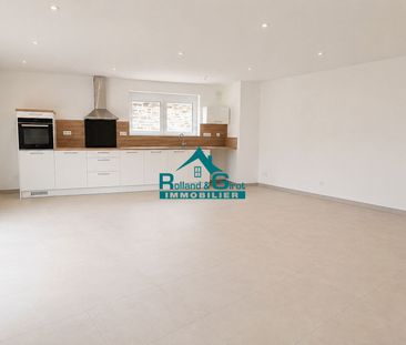 Location Maison 4 pièces 99m² - Photo 2