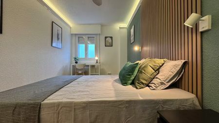 Calle de Juan García Serrano, Boadilla del Monte, Community of Madrid 28660 - Photo 4