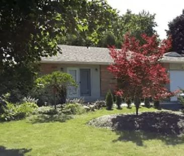 37 Devere Dr, Guelph - Photo 1