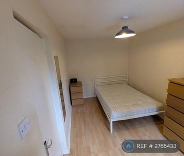 1 bedroom in a house share to rent - Photo 5