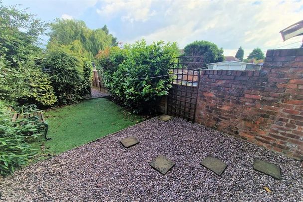 2 Bedroom Terraced To Let - Photo 1