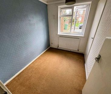 Newlands Close, Willenhall, WV13 - Photo 4