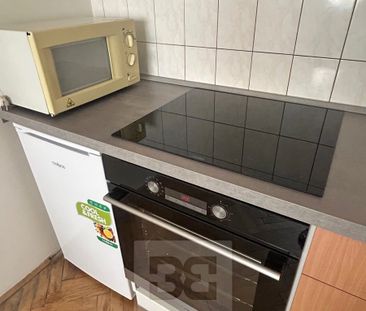 Pronájem bytu 1+kk a garsoniéry 28 m² - Фото 3