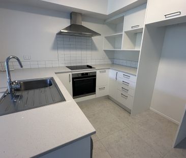 27 Manarini Road, Westgate, Auckland - Photo 5