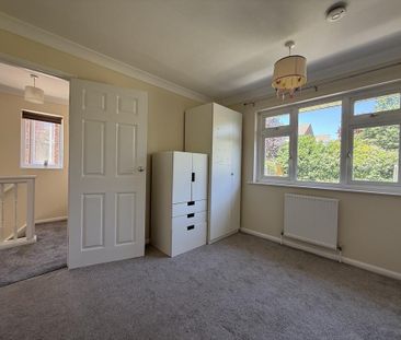 3 bedroom semi-detached house to rent - Photo 4