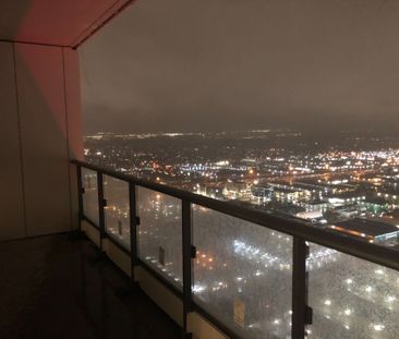 For Lease - 5 Buttermill Avenue Unit# 5812, Vaughan, Ontario - Photo 4