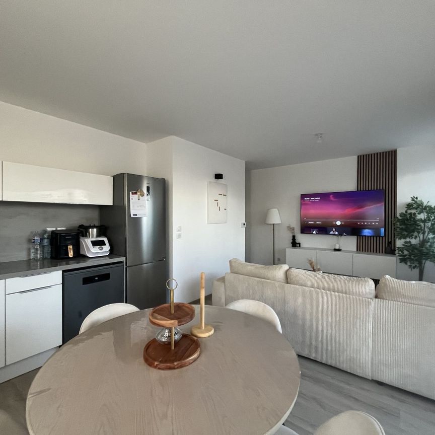 Location Appartement 2 pièces 50m² MARCQ EN BAROEUL 59700 - Photo 1