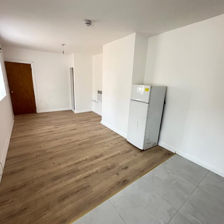 1 bedroom maisonette to rent - Photo 1