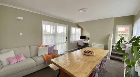 Fabulous Home - Photo 2