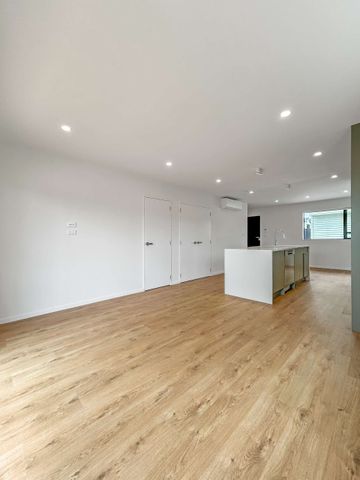 Stunning New Build Home on Claymore Street - Photo 2