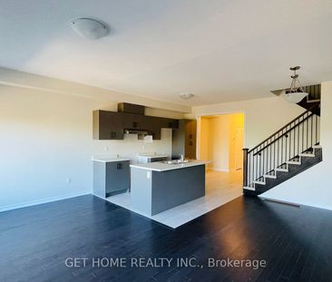 Townhouse For Lease | E8126298 - Photo 1