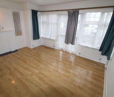 Woodcock Hill, Harrow, HA3 - Photo 1