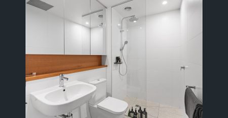 Fully furnished one bedroom apartment - Photo 5