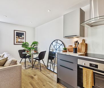 Windmill Lane, Southall - Photo 6