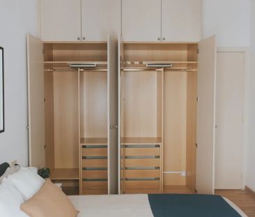 Room in a shared 4-bedroom apartment for rent in el Gòtic - Foto 3