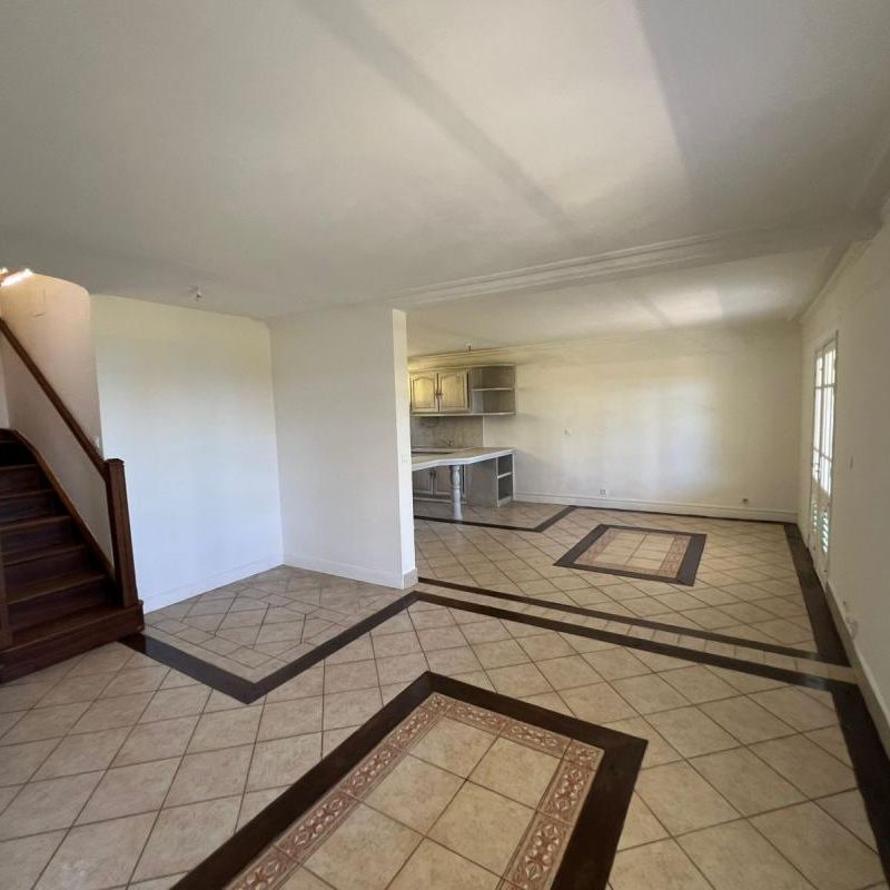 A louer, Maison / Villa, 171 m² - Photo 1