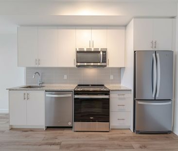 For Lease - 335 Wheat Boom Drive Unit# 311, Oakville, Ontario - Photo 4