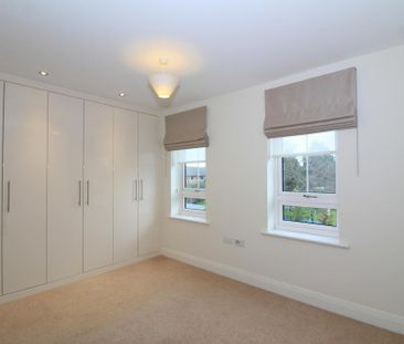 3 bedroom terraced house to rent - Photo 6