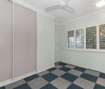 2 Tiffany Court, Rasmussen QLD 4815 - House For Rent - $600 | Domain - Photo 2